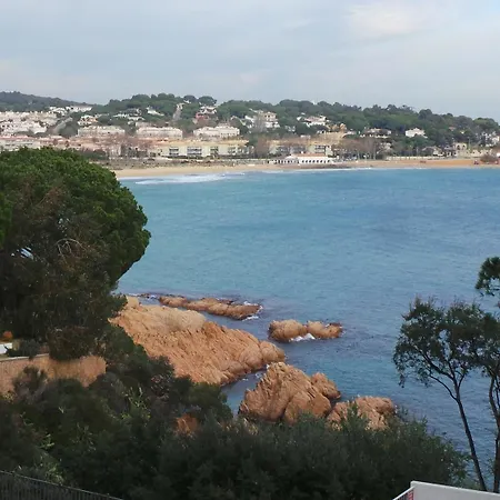 With 3 Bedrooms In Sant Feliu De Guixols, With Wonderful Sea Apartment Sant Feliu de Guixols