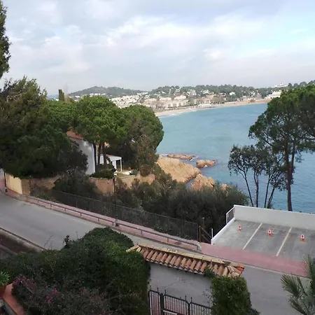 With 3 Bedrooms In Sant Feliu De Guixols, With Wonderful Sea Apartment Sant Feliu de Guixols